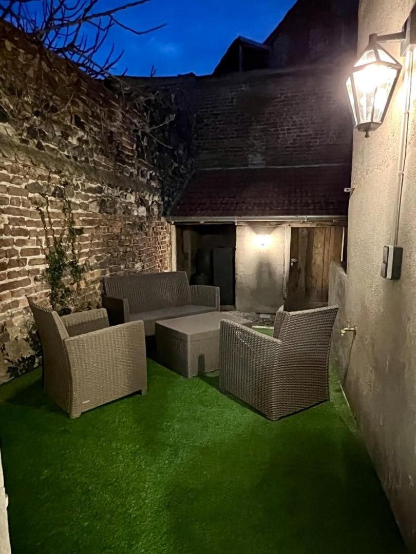 La Foret Urbaine ~ Terrasse ~ Climatisation モンリュソン エクステリア 写真